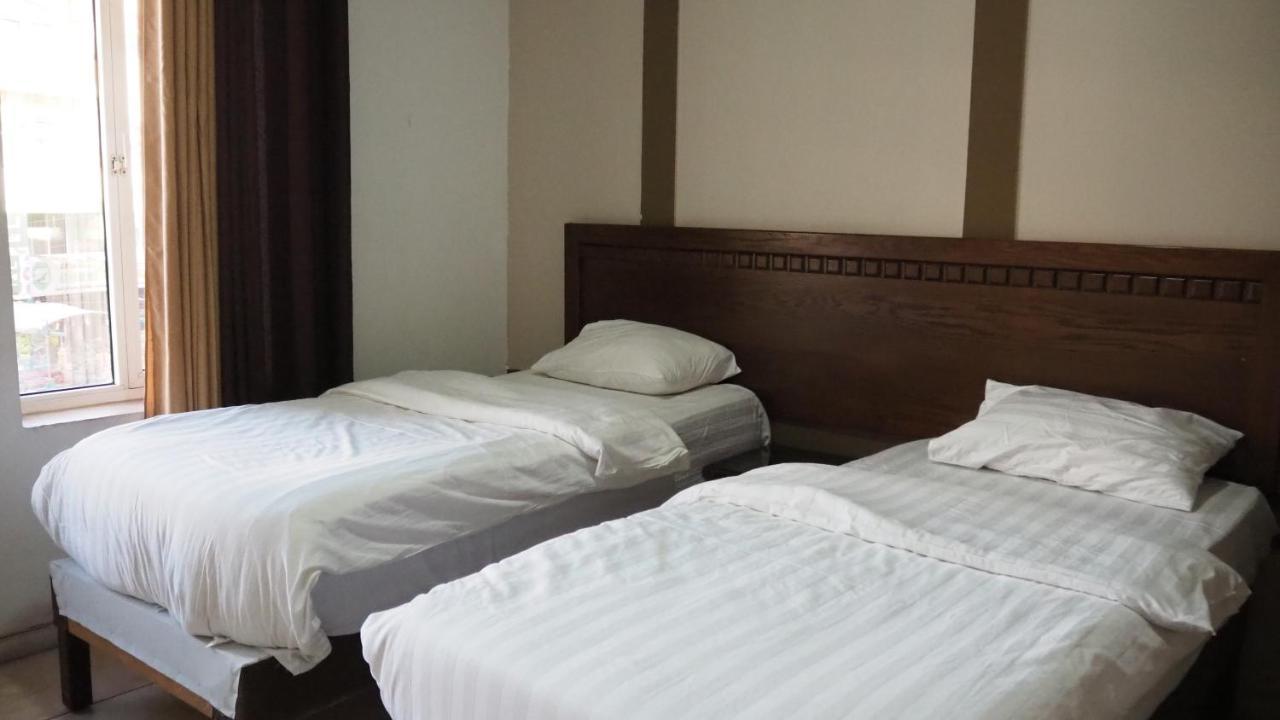 Al Fawanes Hotel Apartments 암만 외부 사진